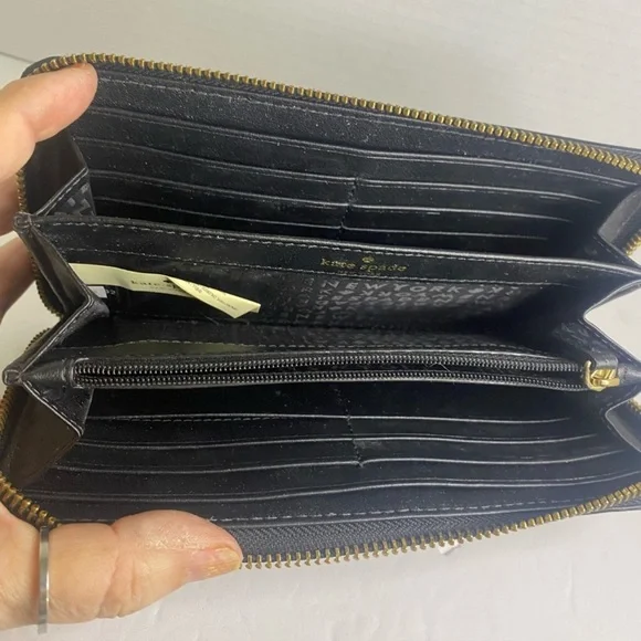 Kate Spade wallet ♠️ - Picture 4 of 4